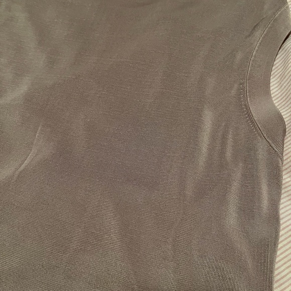 COS Green Shine top - Picture 3 of 8